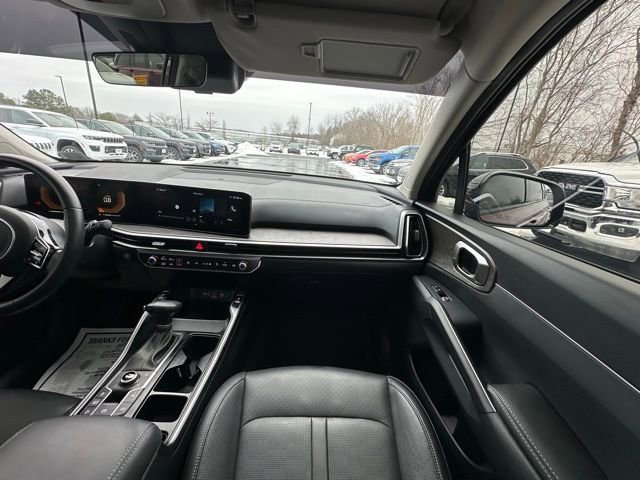 Used 2024 Kia Sorento X-Line EX image 28