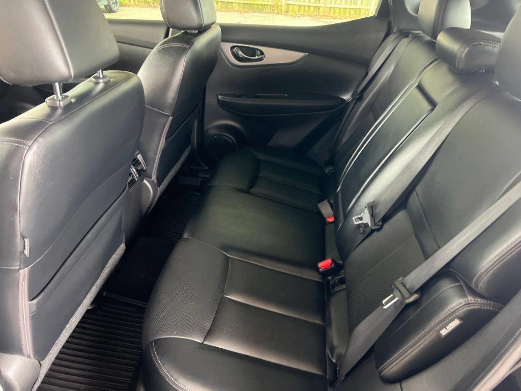 Used 2020 Nissan Rogue Sport SL w/ Premium Package AWD/4WD image 9