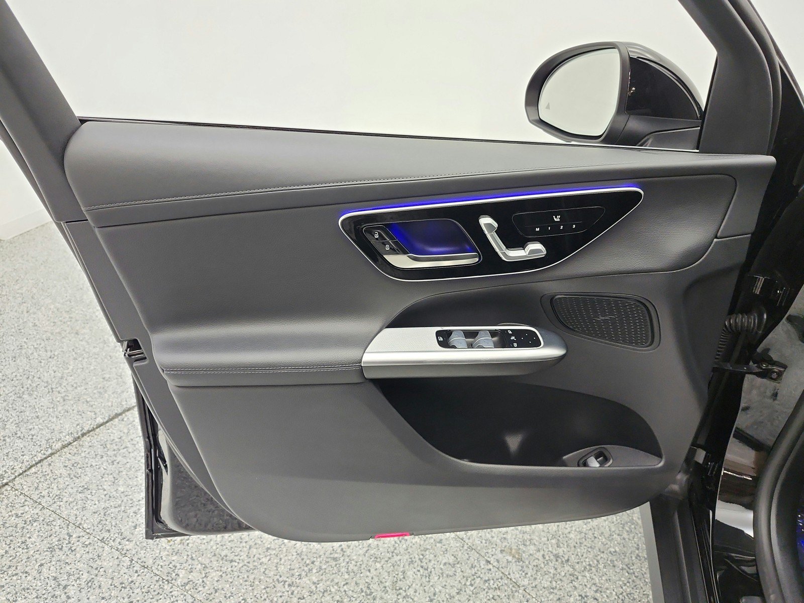 Certified 2023 Mercedes-Benz GLC 300 4MATIC w/ Driver Assistance Package image 14