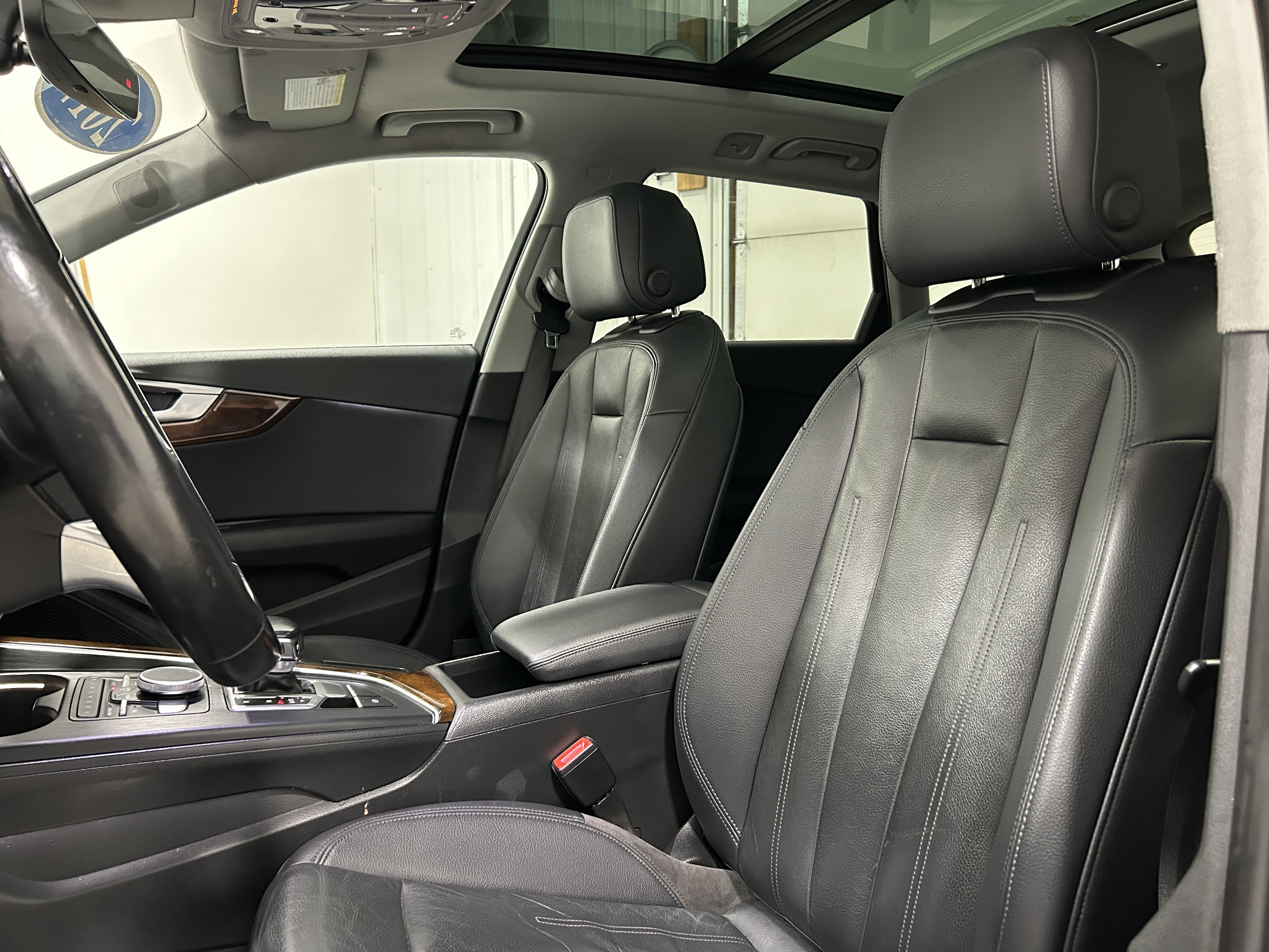 Used 2017 Audi A4 2.0T allroad Premium Plus AWD/4WD image 26