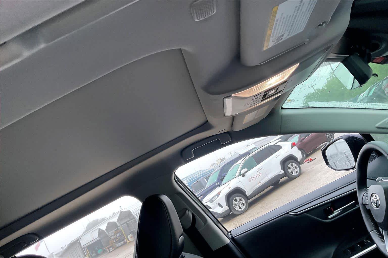 Used 2025 Toyota RAV4 Limited image 14