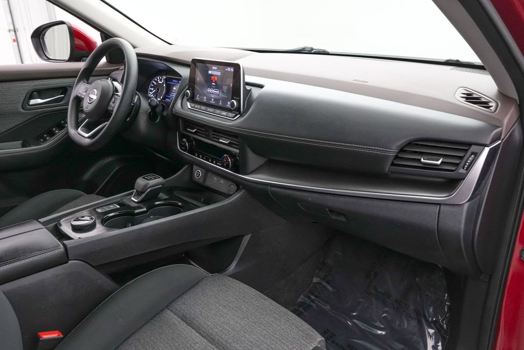 Used 2023 Nissan Rogue SV AWD/4WD image 21