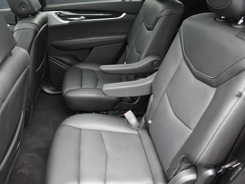 Certified 2024 Cadillac XT6 Premium Luxury w/ LPO, Floor Liner Package image 24