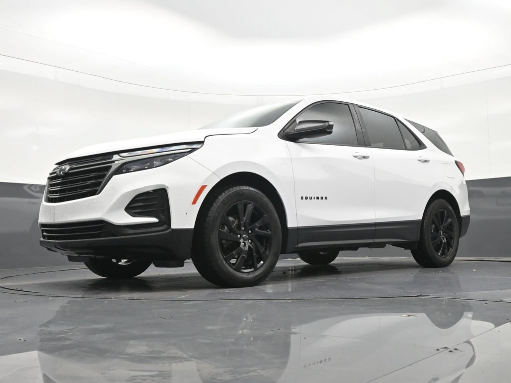 Used 2024 Chevrolet Equinox LS w/ Sport Edition FWD image 24
