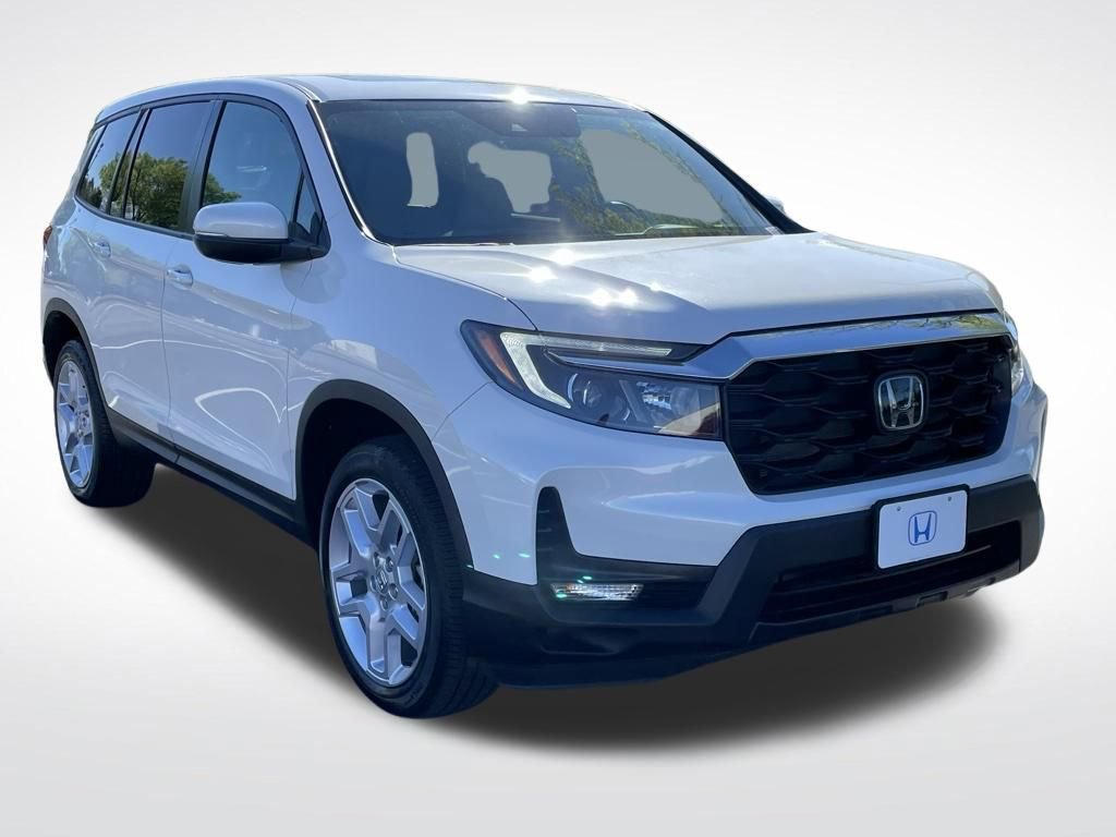 Certified 2025 Honda Passport EX-L image 8