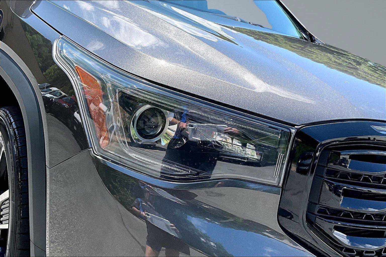 Used 2019 GMC Acadia SLT w/ Black Edition AWD/4WD image 30