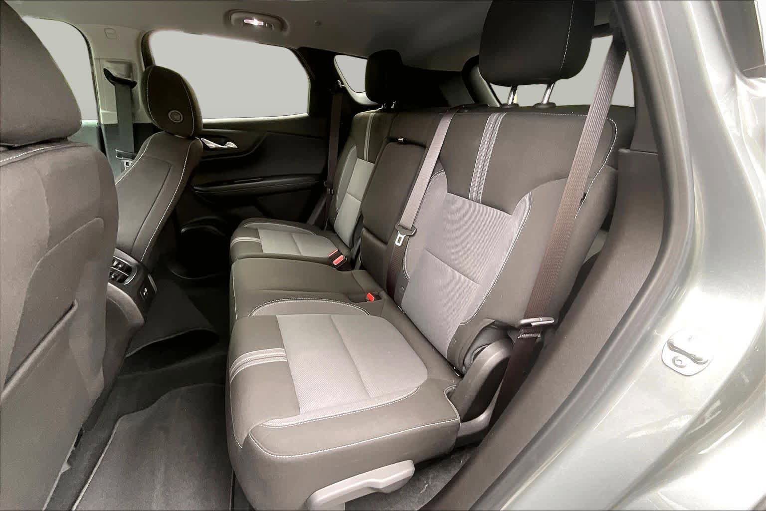 Used 2024 Chevrolet Blazer LT w/ Convenience Package FWD image 27