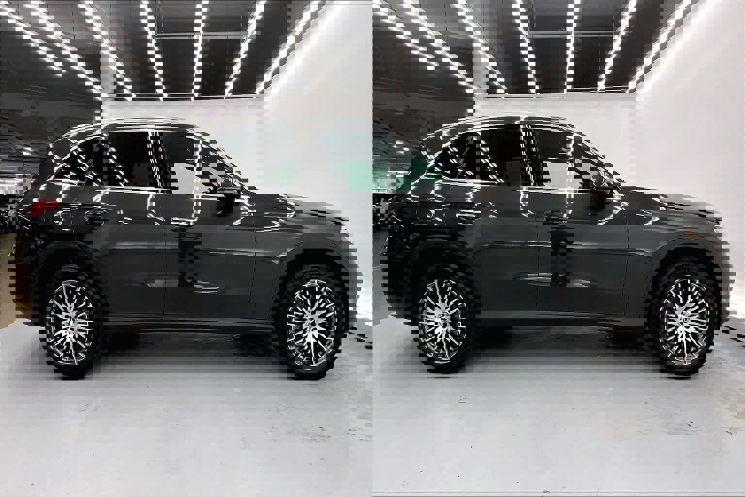 Certified 2023 Mercedes-Benz GLC 300 image 6