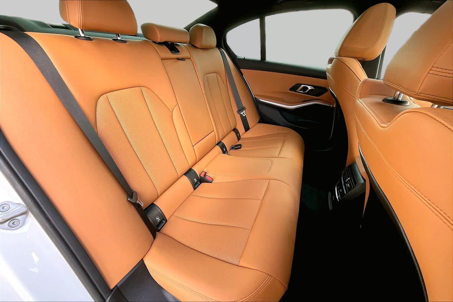 Used 2024 BMW 330i Sedan RWD image 18