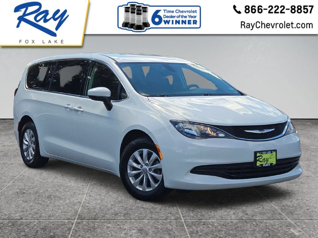 Used 2017 Chrysler Pacifica Touring