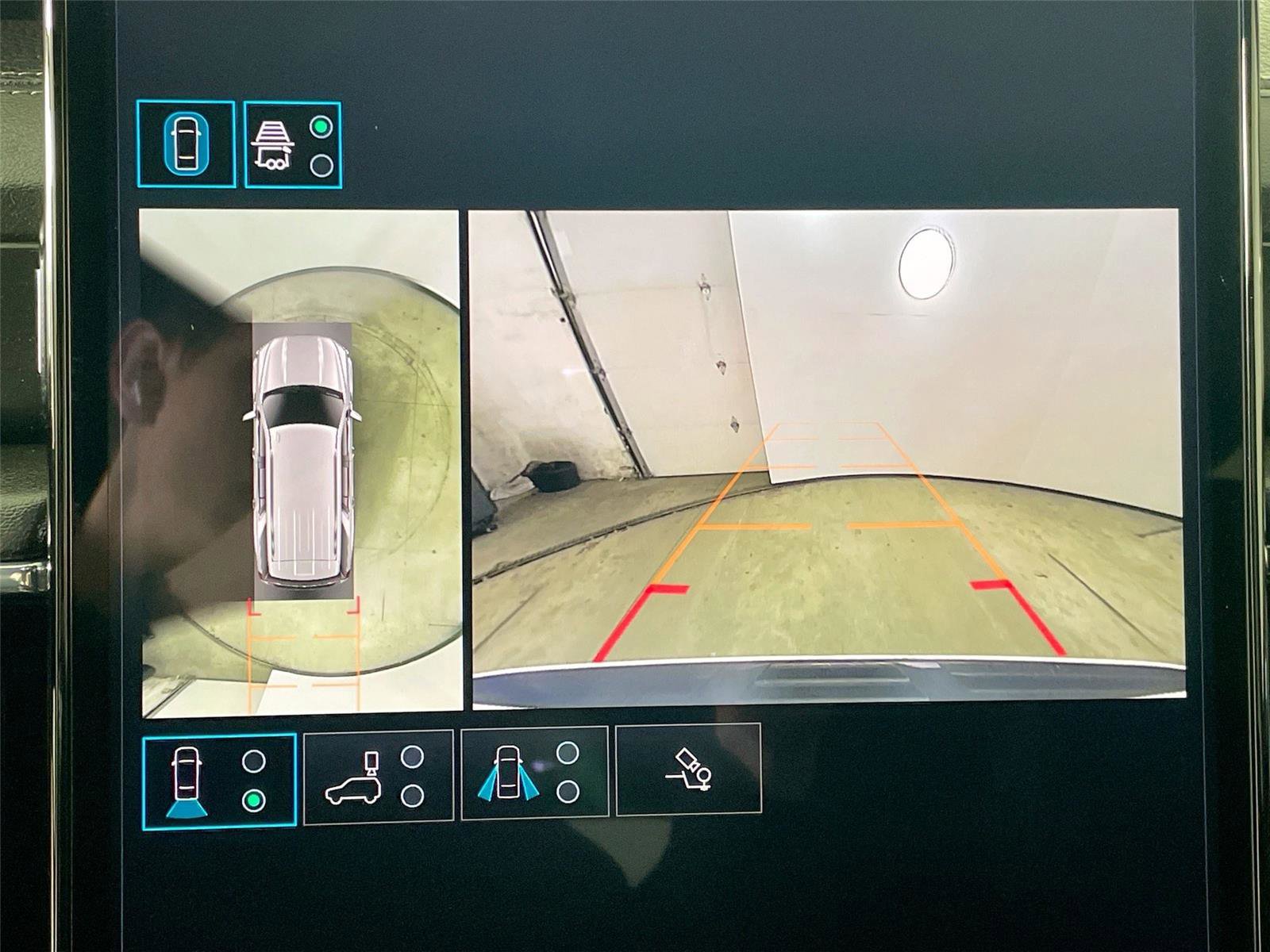 Used 2025 GMC Yukon Denali image 15