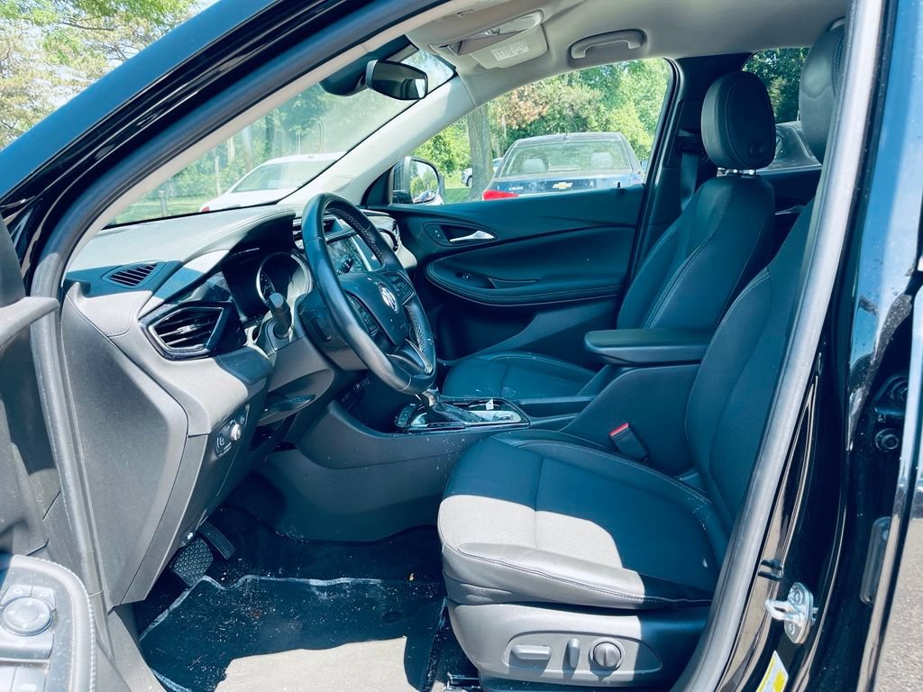 Used 2023 Buick Encore GX Preferred w/ Cold Weather Comfort Package AWD/4WD image 11