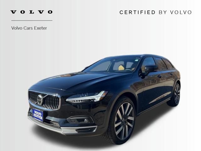 Certified 2025 Volvo V90 B6 Cross Country Ultra
