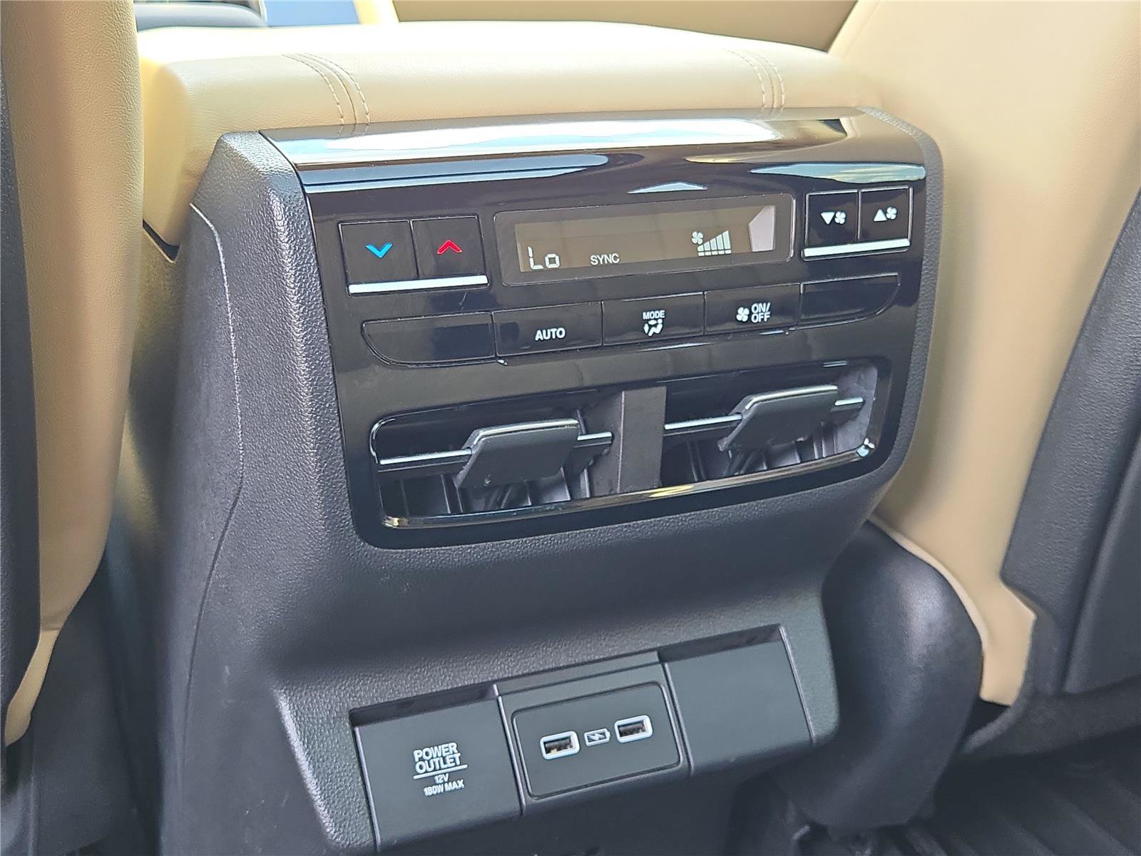 Used 2023 Acura MDX w/ Technology Package FWD image 23