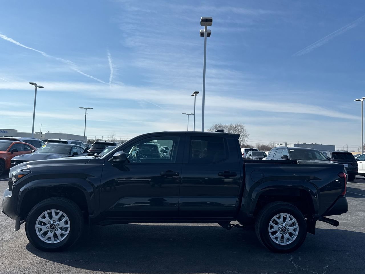 Used 2024 Toyota Tacoma SR image 6