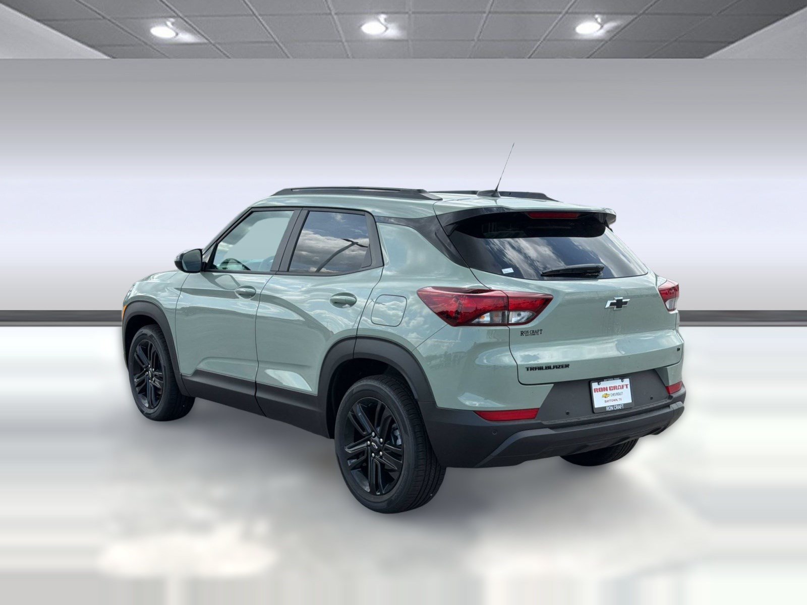 New 2026 Chevrolet TrailBlazer LT w/ Convenience Package FWD image 3
