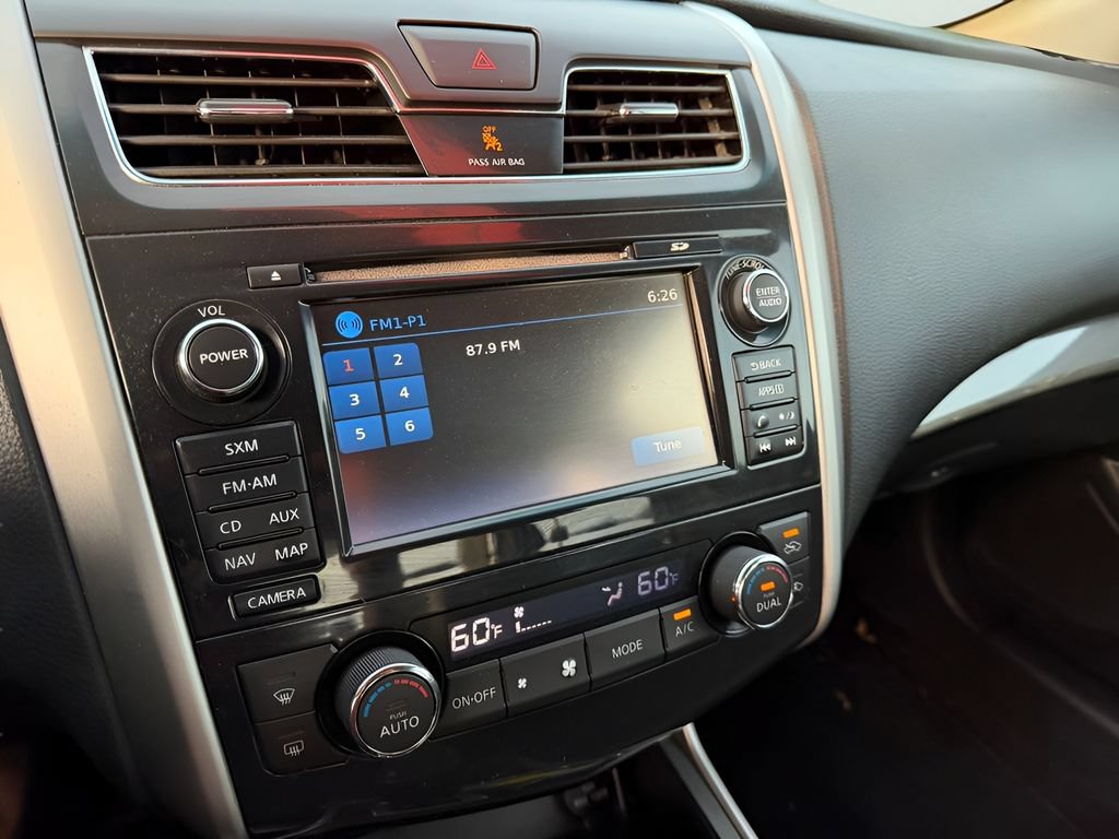 Used 2015 Nissan Altima 3.5 SL FWD image 22