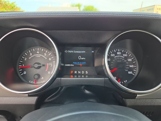Used 2019 Ford Mustang Premium RWD image 14