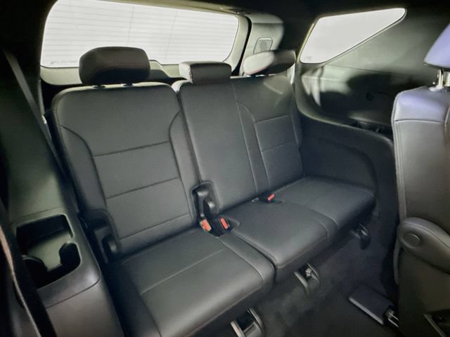 Used 2025 Chevrolet Traverse Z71 w/ Driver Confidence Package AWD/4WD image 28
