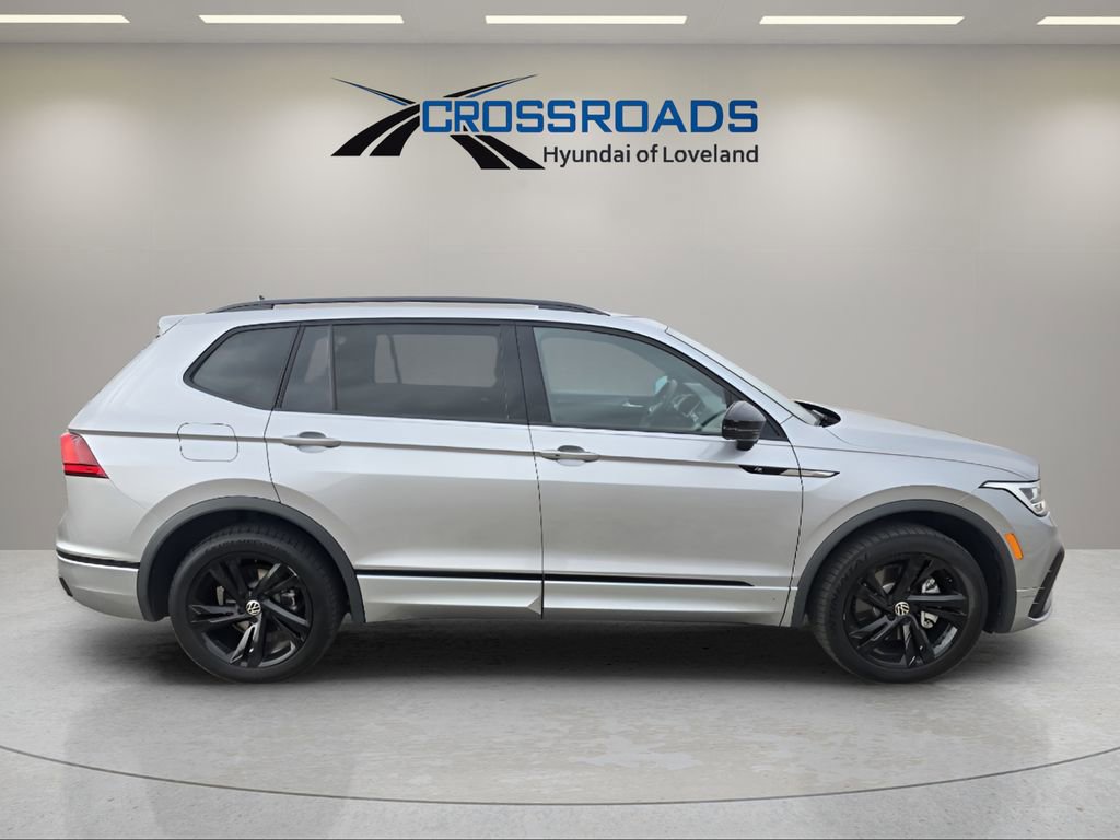 Used 2023 Volkswagen Tiguan SE R-Line image 6