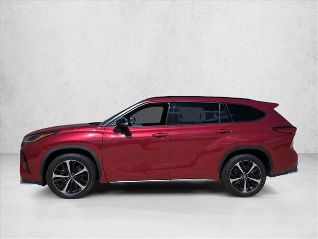 Used 2021 Toyota Highlander XSE FWD image 8
