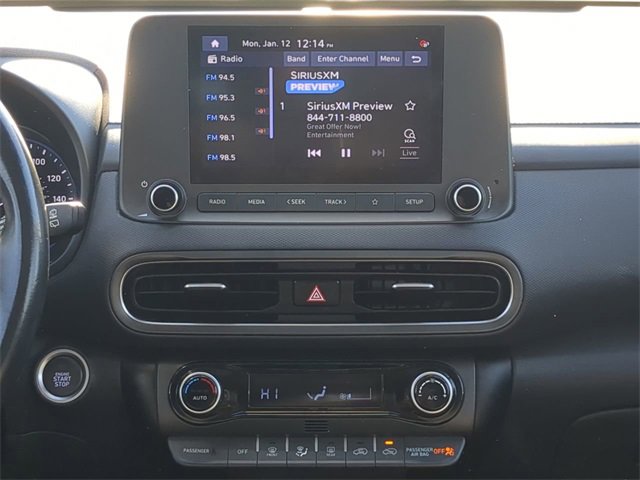 Used 2022 Hyundai Kona SEL w/ Convenience Package image 17