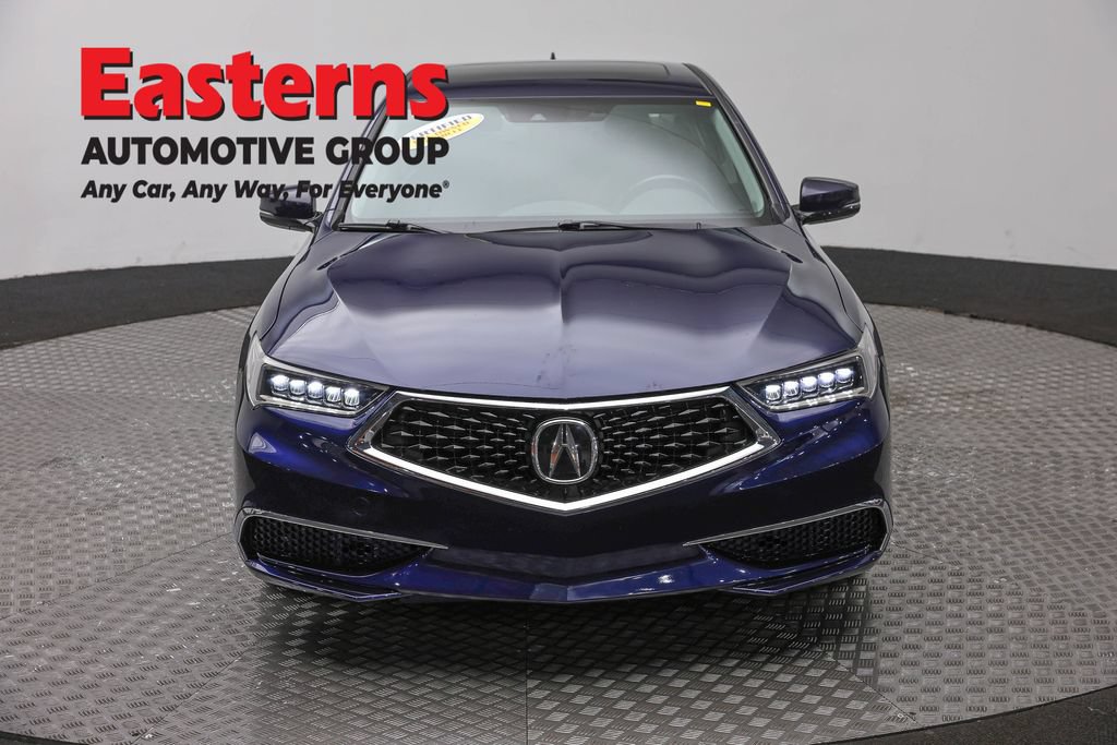 Used 2018 Acura TLX FWD image 2