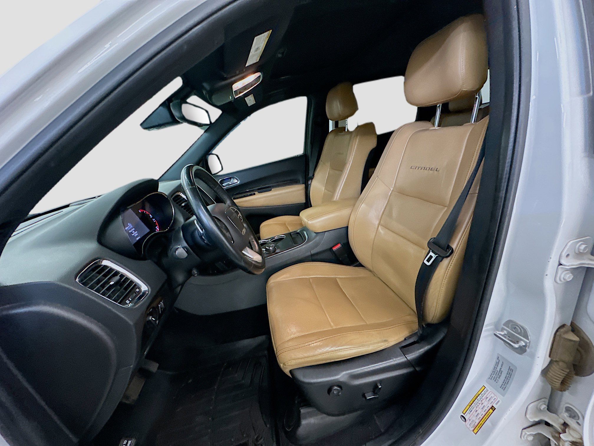 Used 2015 Dodge Durango Citadel w/ Technology Group AWD/4WD image 13