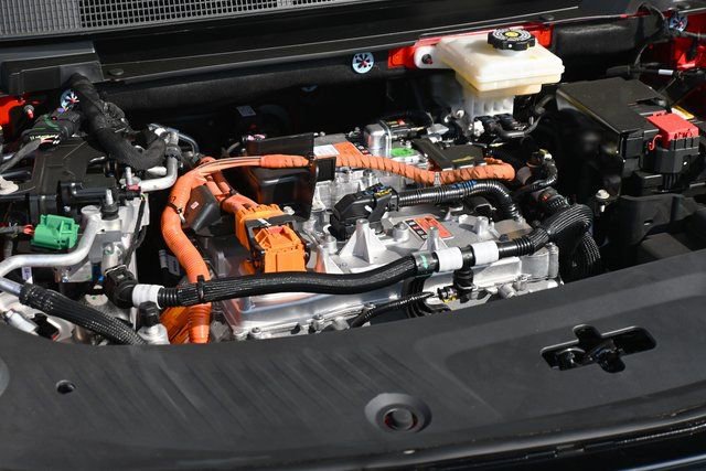 New 2024 Chevrolet Equinox EV LT w/ Active Safety Package 3 image 25