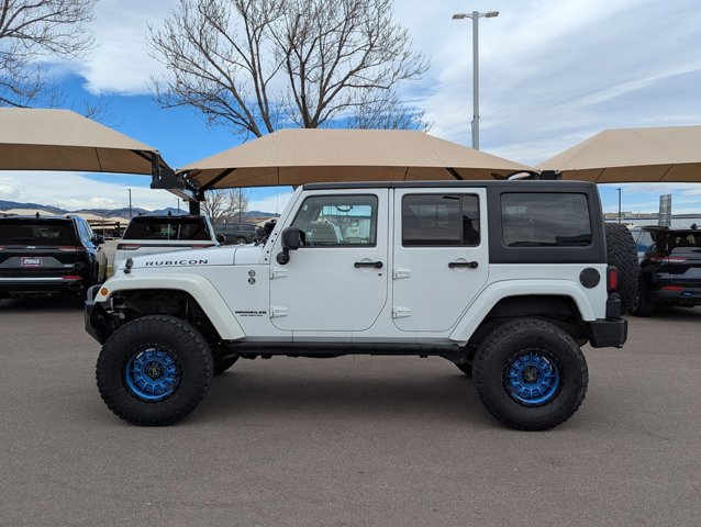 Used 2014 Jeep Wrangler Unlimited Rubicon w/ Connectivity Group AWD/4WD image 9