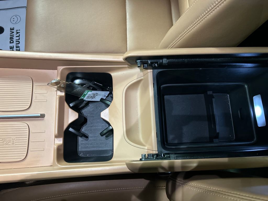 Used 2025 Hyundai Santa Fe Limited image 19