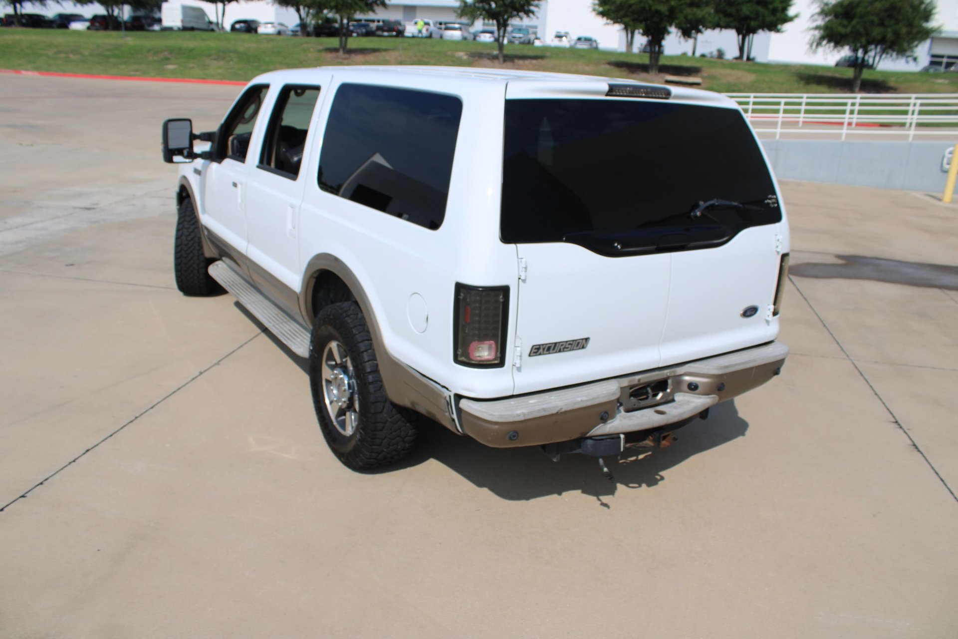 Used 2005 Ford Excursion Eddie Bauer RWD image 8