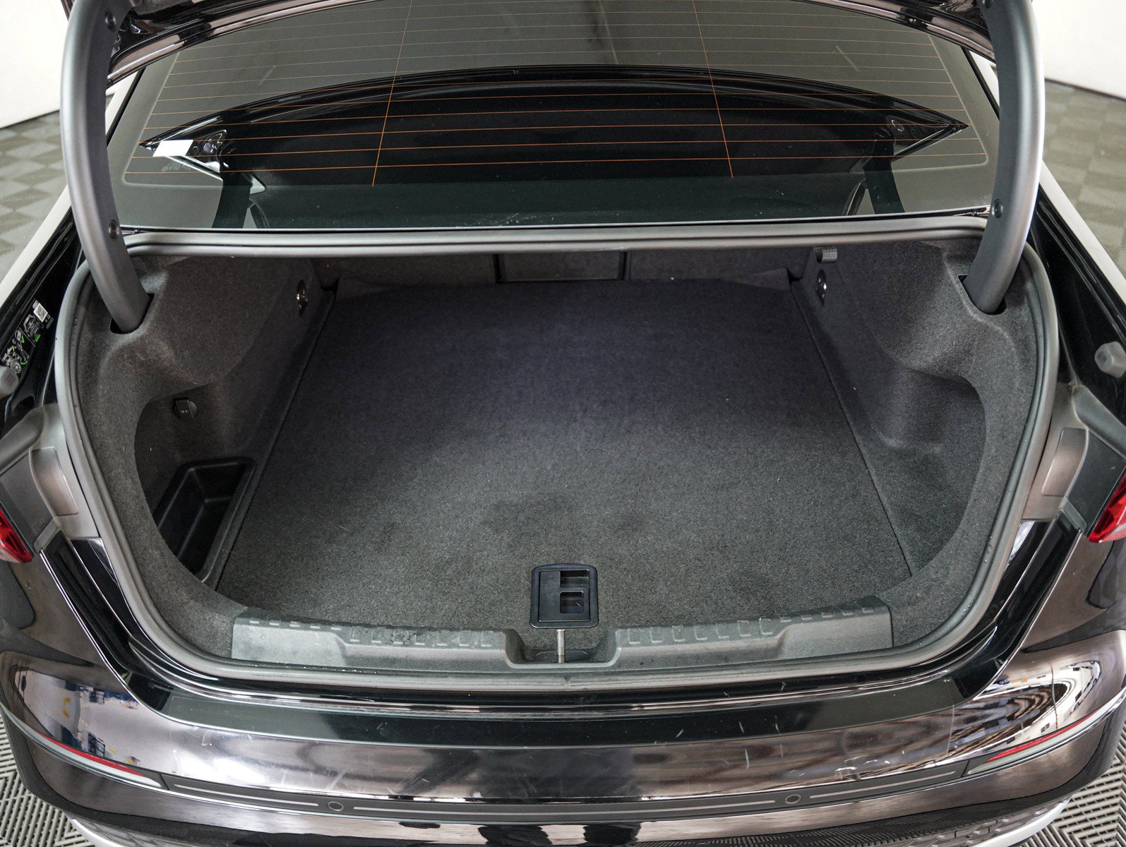 Used 2025 Audi A3 2.0T Premium image 8