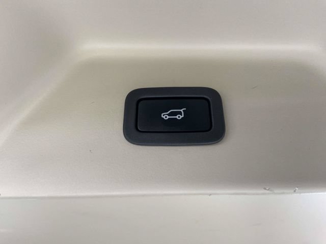 Used 2019 Land Rover Range Rover Supercharged AWD/4WD image 10