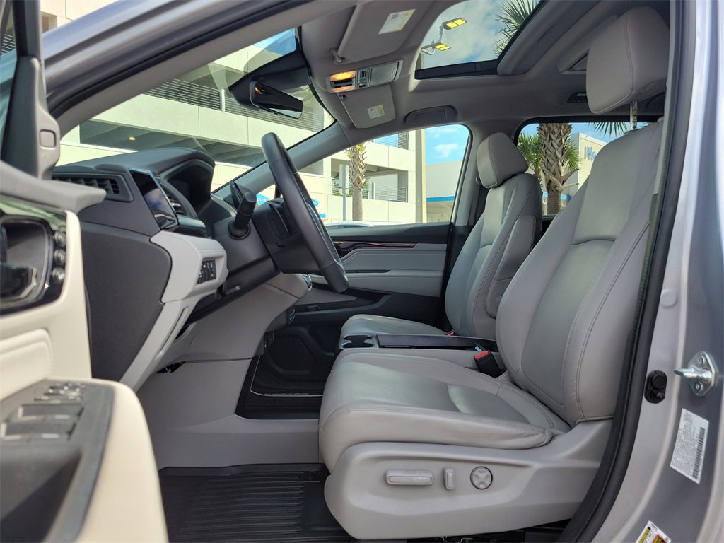 Certified 2023 Honda Odyssey Touring image 28