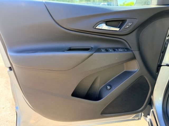 Used 2024 Chevrolet Equinox LT FWD image 20