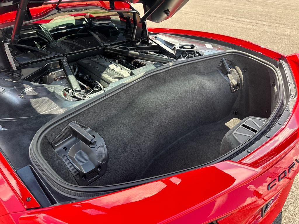 Used 2023 Chevrolet Corvette Stingray Coupe w/ Z51 Performance Package RWD image 27