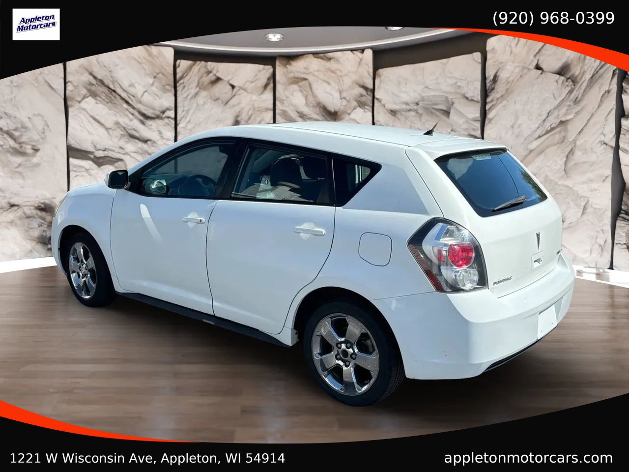 Used 2009 Pontiac Vibe w/ Preferred Package FWD image 3