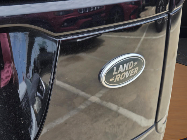 Used 2022 Land Rover Range Rover Velar R-Dynamic S AWD/4WD image 37
