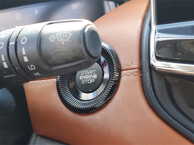 Used 2022 Jeep Compass Limited w/ Elite Group image 18