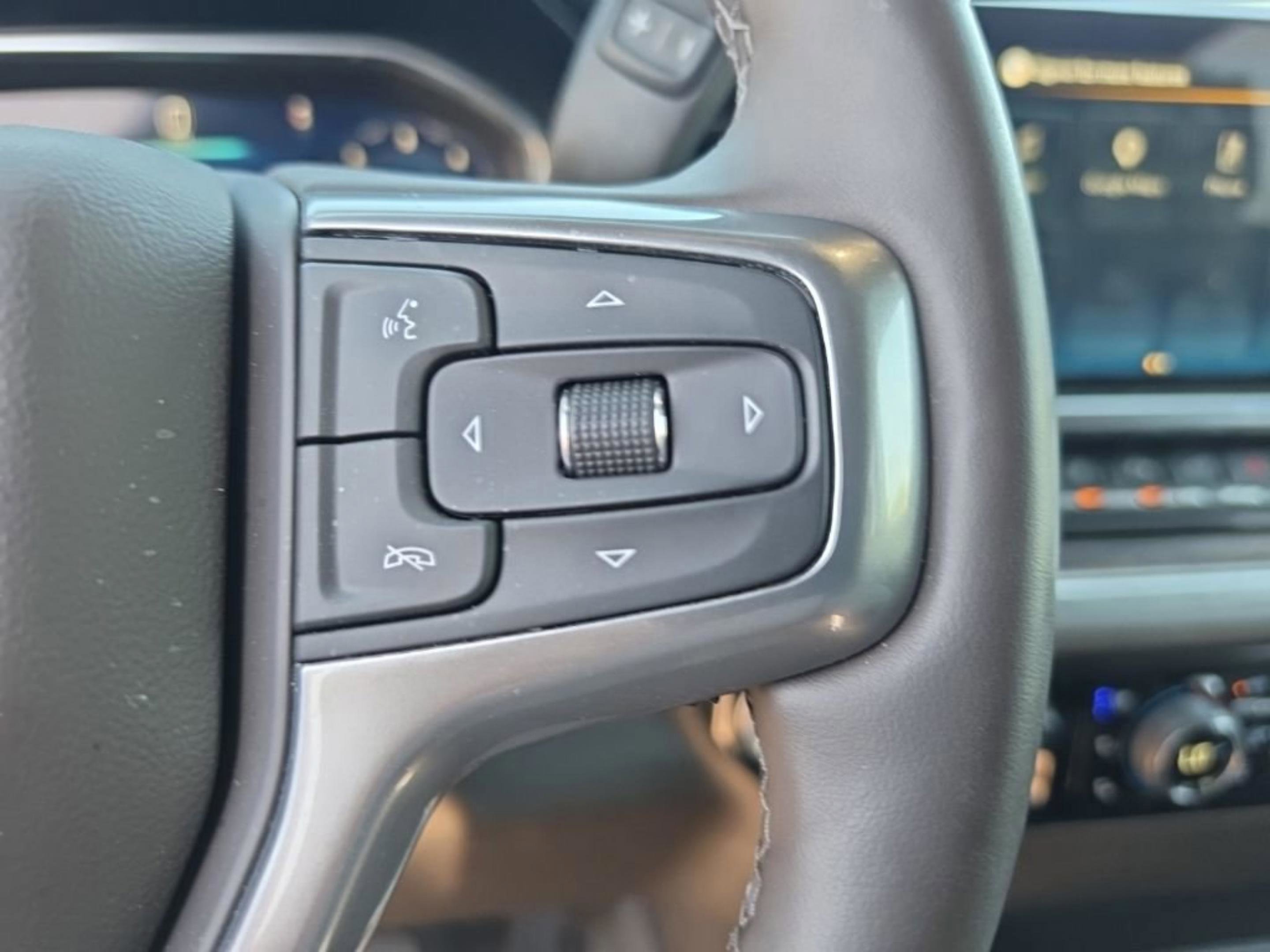 Used 2026 Chevrolet Silverado 3500 LTZ w/ LTZ Convenience Package AWD/4WD image 20