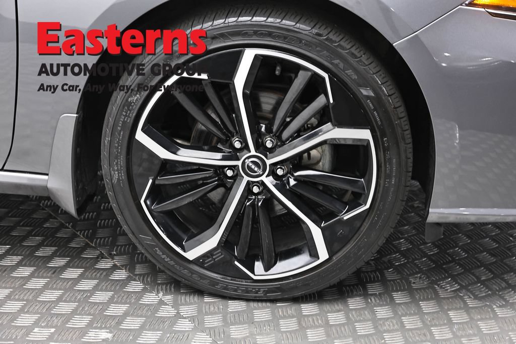 Used 2023 Nissan Altima 2.5 SR FWD image 30