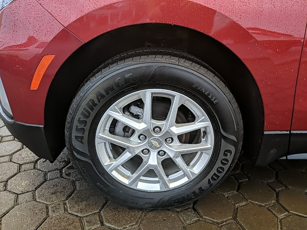 Used 2022 Chevrolet Equinox LT image 11