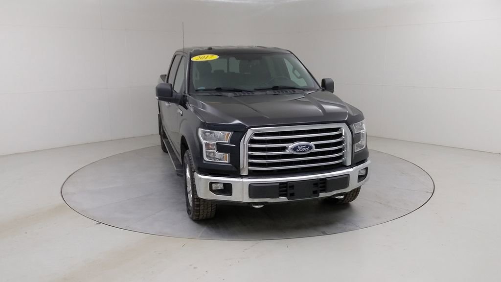 Used 2017 Ford F150 XLT w/ Equipment Group 302A Luxury image 9