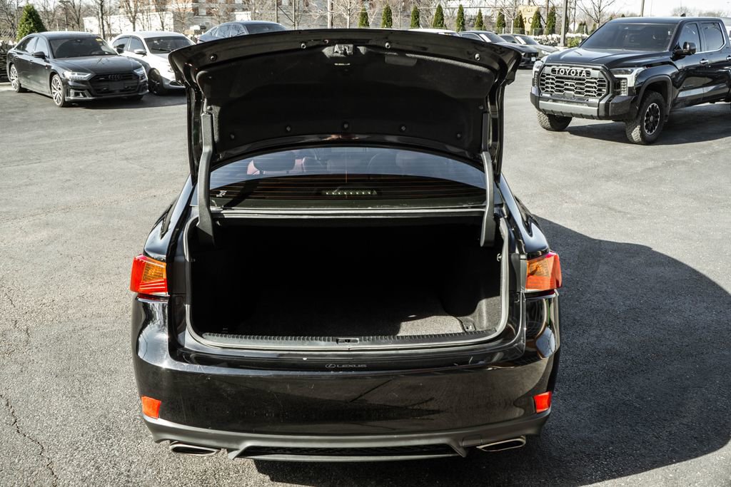 Used 2019 Lexus IS 300 F Sport w/ F Sport Package image 33