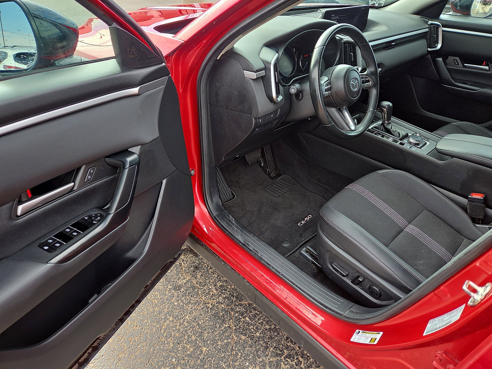 Used 2024 MAZDA CX-50 AWD 2.5 S w/ Preferred Package image 10