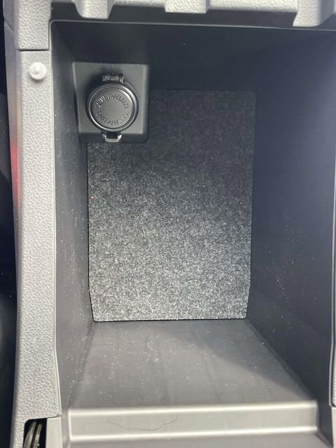 Used 2025 Subaru Outback Premium image 28