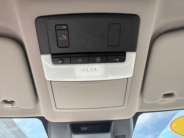 Used 2023 Nissan Rogue SV AWD/4WD image 23