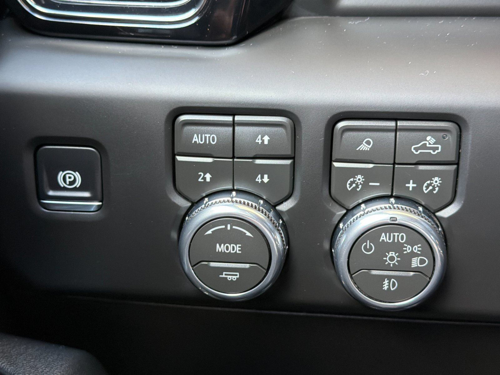 Used 2026 GMC Sierra 1500 AT4 AWD/4WD image 33