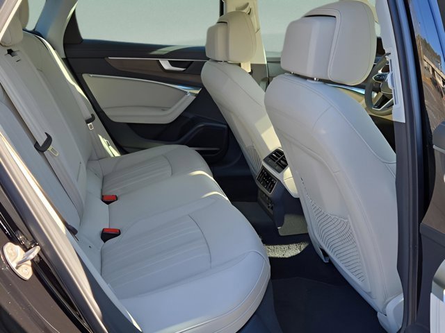 Used 2025 Audi A6 Premium Plus w/ Premium Plus Package image 10